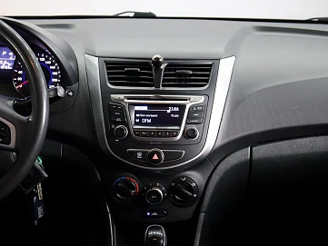 Hyundai Solaris, 2016г, передний привод, автомат