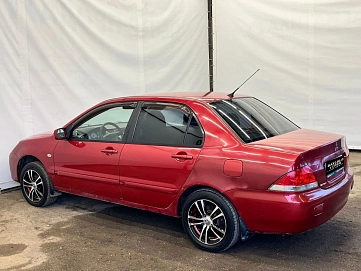 Mitsubishi Lancer, 2005г, передний привод, механика