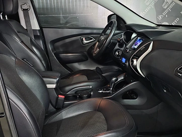 Hyundai ix35, 2012г, передний привод, автомат