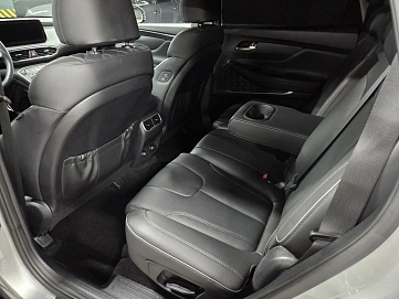 Hyundai Santa Fe, 2023г, полный привод, автомат
