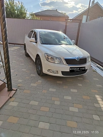 Skoda Octavia, 2012г, передний привод, автомат