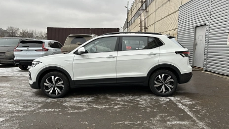 Volkswagen Tharu XR, 2024г, передний привод, автомат