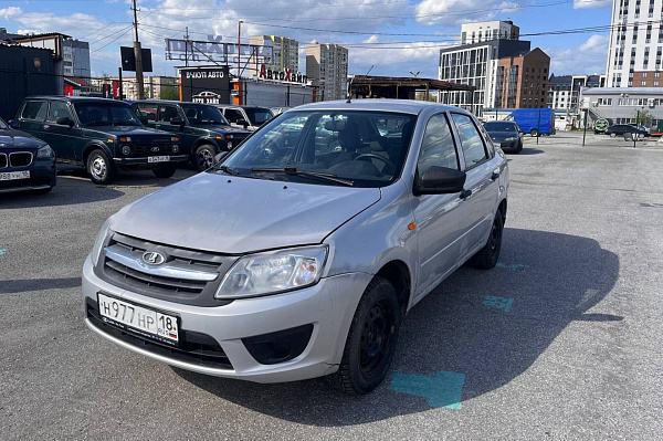 Lada (ВАЗ) Granta, 2015г., передний привод, механика