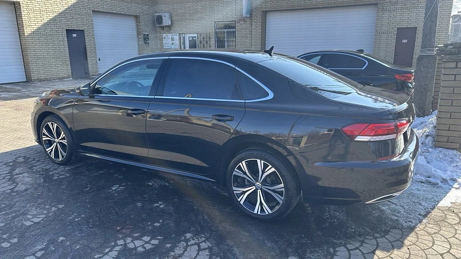 Volkswagen Passat, 2020г., передний привод, робот