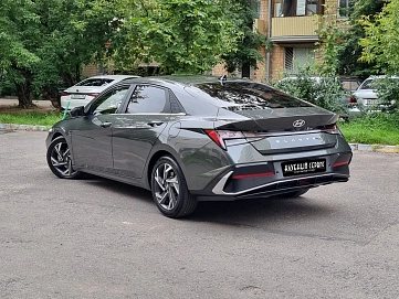 Hyundai Elantra, 2023г, передний привод, вариатор