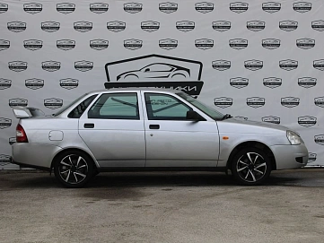Lada (ВАЗ) Priora, 2010г, передний привод, механика