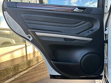 Mercedes-Benz M-Класс, 2011г, полный привод, автомат