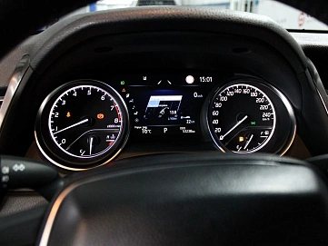 Toyota Camry, 2021г, передний привод, автомат