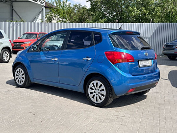 Kia Venga, 2011г, передний привод, автомат
