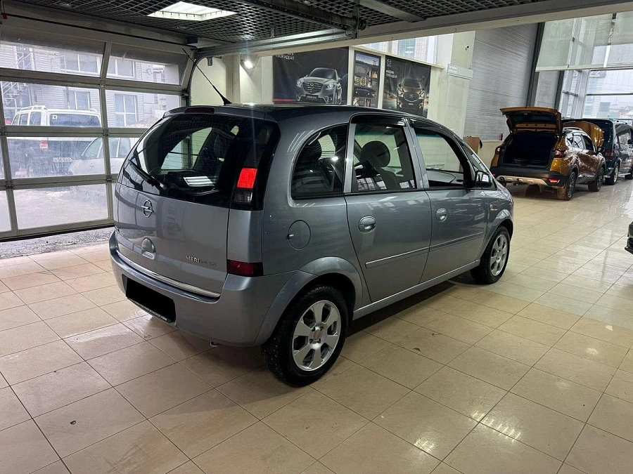 Opel Meriva, 2008г., передний привод, механика
