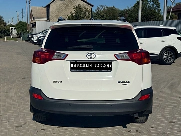 Toyota RAV4, 2013г, полный привод, автомат