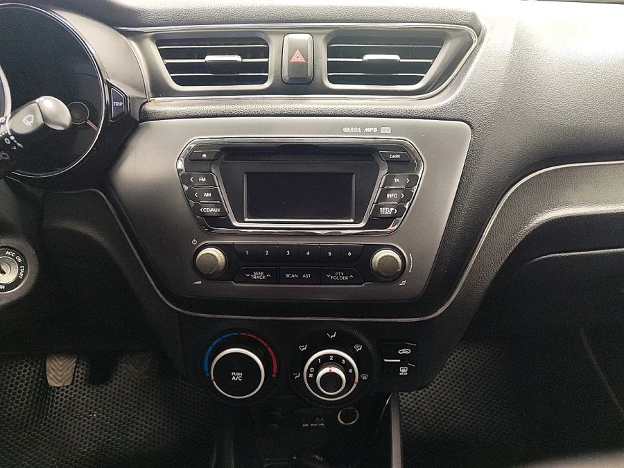 Kia Rio, 2013г., передний привод, механика