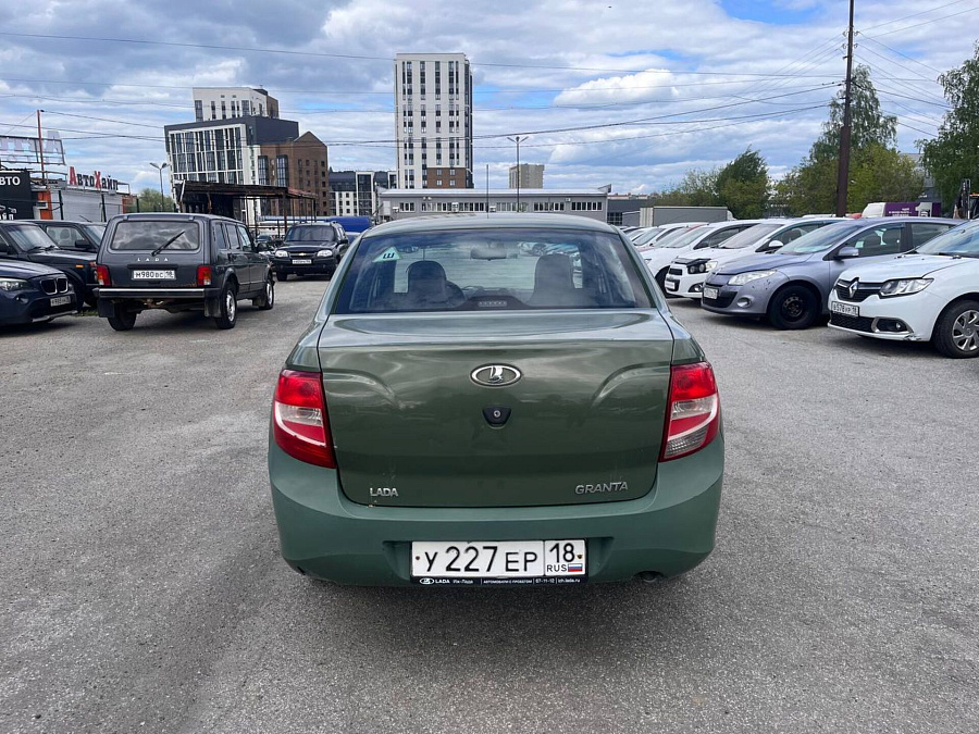 Lada (ВАЗ) Granta, 2013г., передний привод, механика