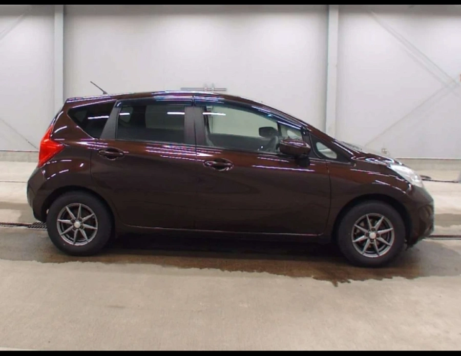 Nissan Note, 2015г., передний привод, вариатор