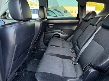 Citroen C-Crosser, 2011г, полный привод, вариатор