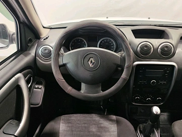 Renault Duster, 2013г, передний привод, механика