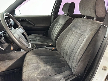 Volkswagen Passat, 1988г., передний привод, механика