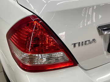 Nissan Tiida, 2013г, передний привод, механика