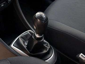 Hyundai Solaris, 2011г, передний привод, механика