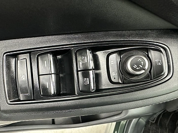 Subaru Forester, 2022г, полный привод, вариатор