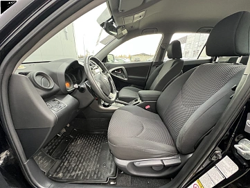 Toyota RAV4, 2012г, полный привод, вариатор