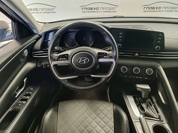 Hyundai Elantra, 2021г, передний привод, автомат