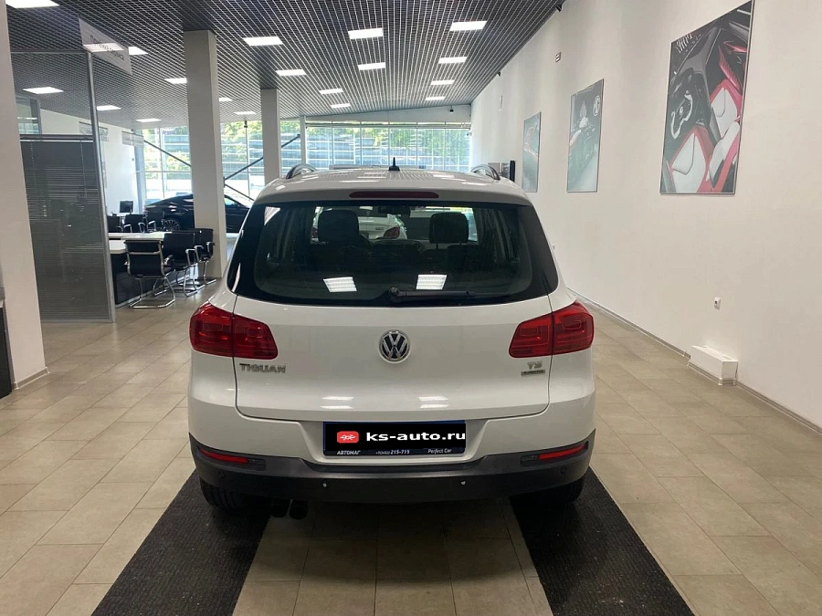Volkswagen Tiguan, 2014г., передний привод, механика