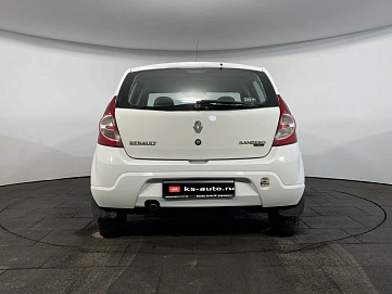Renault Sandero, 2011г, передний привод, механика