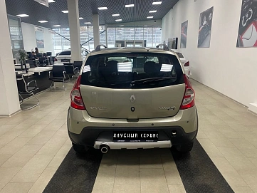 Renault , 2013г., передний привод, автомат