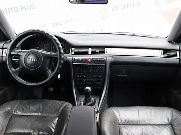 Audi A6, 1999г, передний привод, механика
