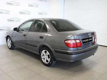 Nissan Almera, 2002г, передний привод, автомат