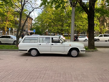 ГАЗ 31022 «Волга», 1997г, задний привод, механика