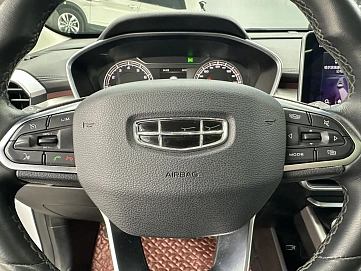 Geely Coolray, 2022г, передний привод, робот