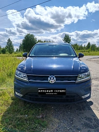 Volkswagen Tiguan, 2017г, передний привод, робот