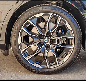 BMW X7, 2024г, полный привод, автомат
