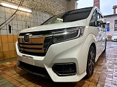 Honda Stepwgn, 2019г., передний привод, вариатор