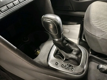 Volkswagen Polo, 2013г, передний привод, автомат