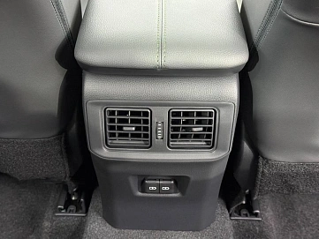 Toyota RAV4, 2025г, полный привод, вариатор