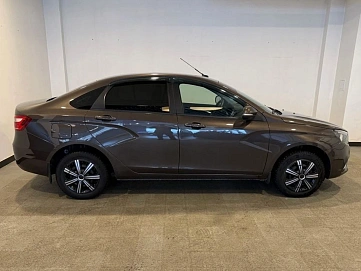 Lada (ВАЗ) Vesta, 2017г, передний привод, механика