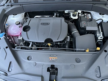 Geely Atlas, 2023г, передний привод, робот