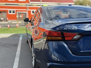 Nissan Altima, 2019г, передний привод, вариатор