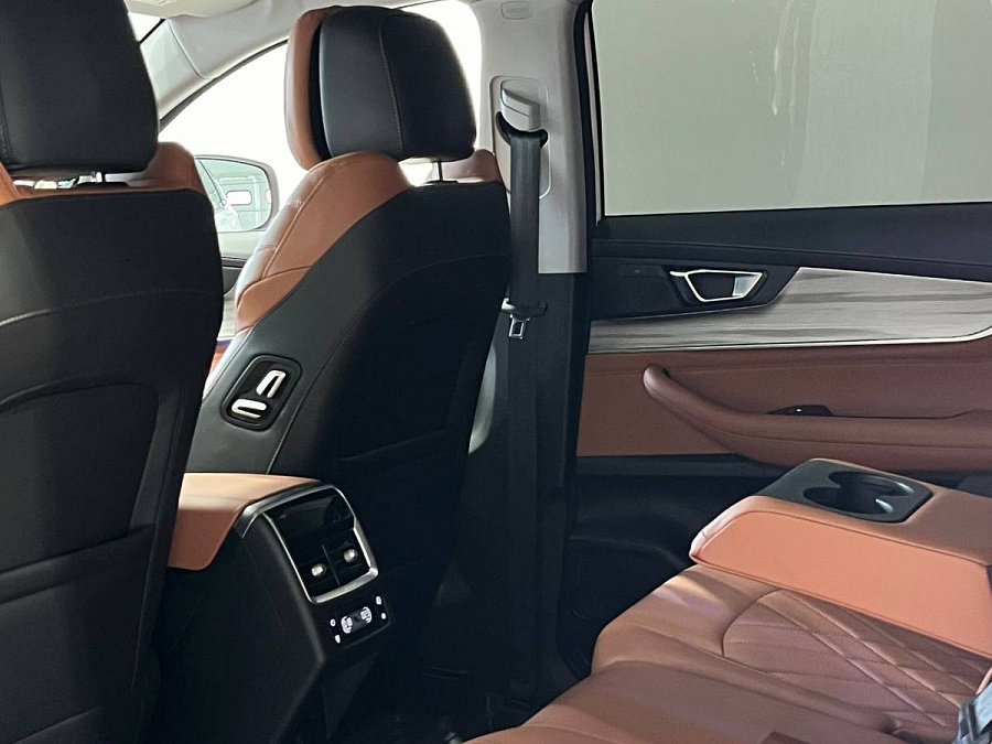 CHERY Tiggo 8 Pro e+, 2023г., передний привод, автомат