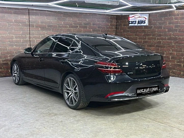 Genesis G70, 2021г, полный привод, автомат
