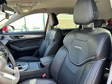 Haval Jolion, 2023г, передний привод, робот