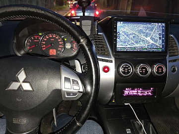 Mitsubishi Pajero Sport, 2015г, полный привод, автомат