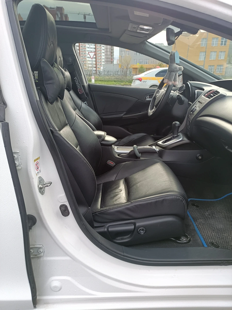 Honda Civic, 2013г., передний привод, автомат