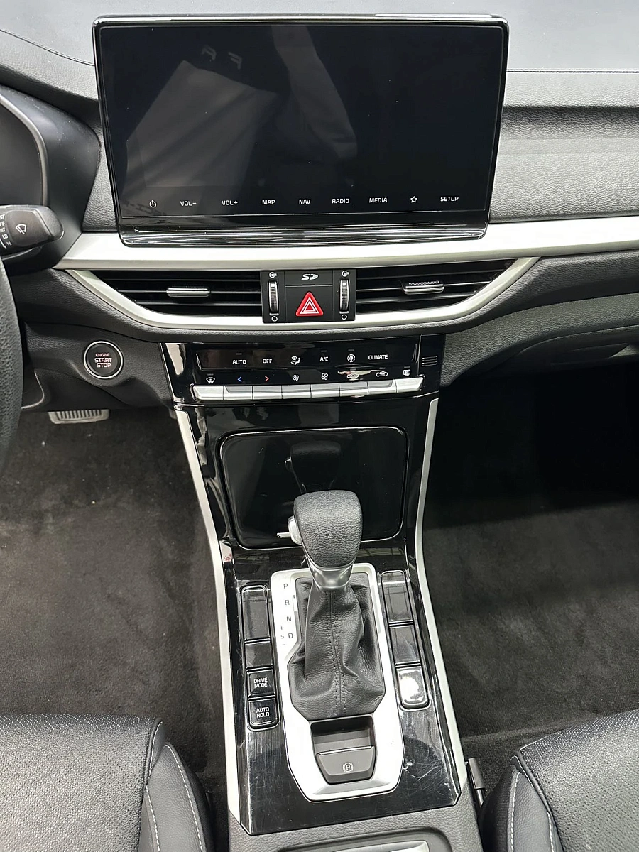 Kia K3, 2022г., передний привод, вариатор