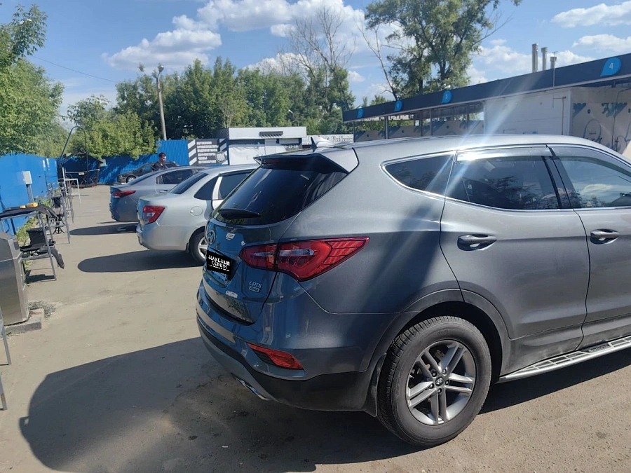 Hyundai Santa Fe, 2017г., полный привод, автомат