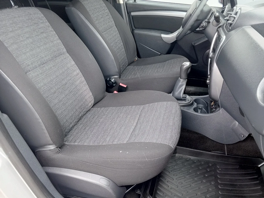 Renault Duster, 2012г., передний привод, механика