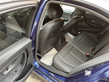 BMW 3 серии, 2018г, задний привод, автомат